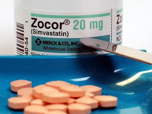 Thuốc giảm mỡ máu Simvastatin (Zocor) và cách sử dụng an toàn